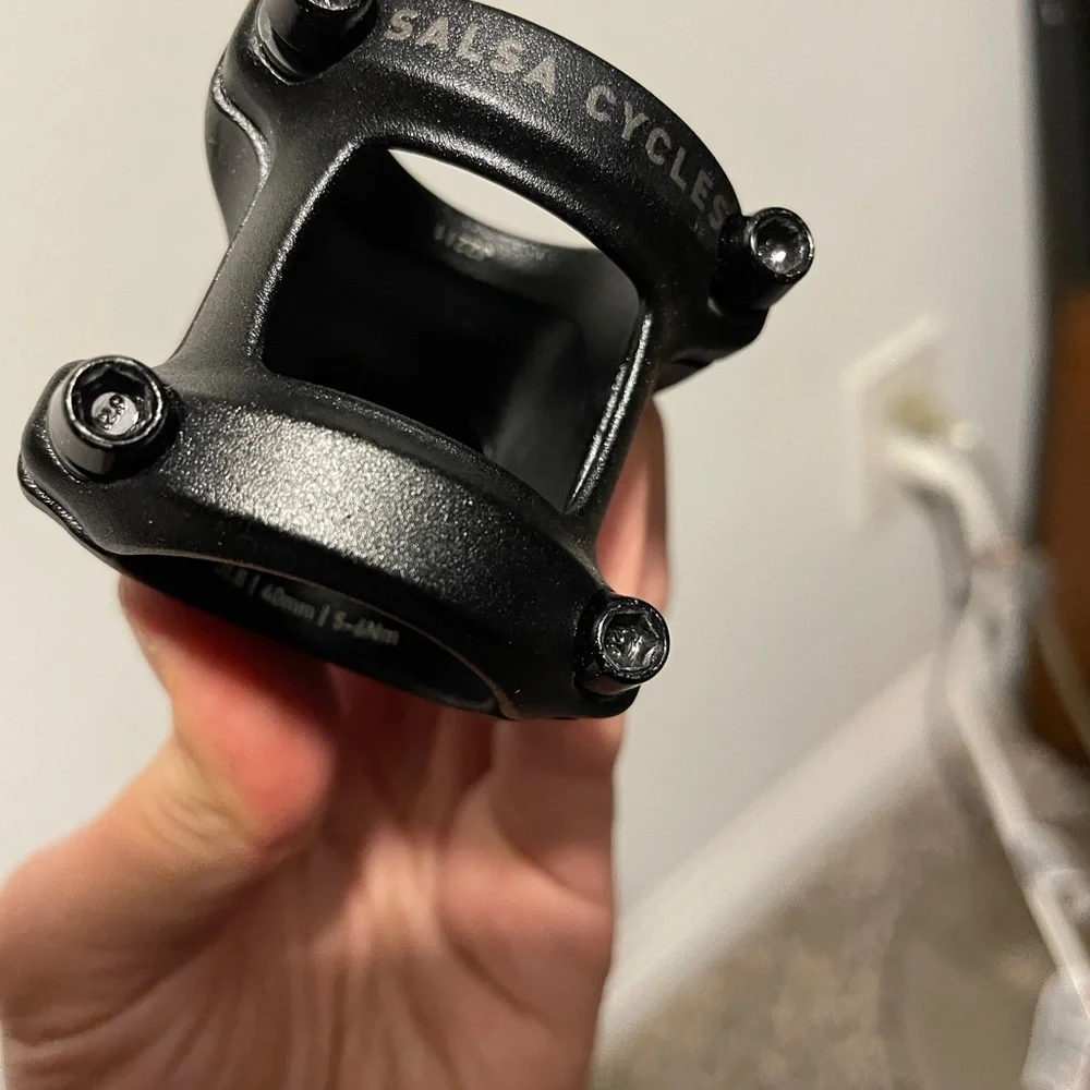 Black Bicycle Stem Salsa Cycles 31.8mm diameter 40mm length - Picture 2 of 5